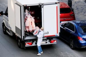 Read more about the article Kühlaufbauten für Fleischtransporte