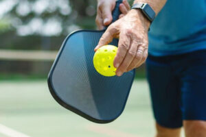 Read more about the article Pickleball-Paddles aus Fiberglas und PP-Wabenkern