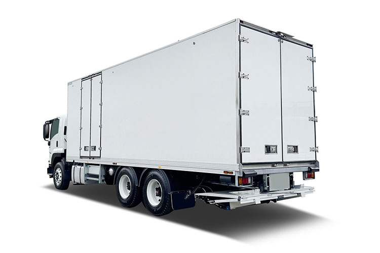 7.6m 12-pallet GRP Reefer Truck Box With Side Door - Image 2