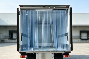 Read more about the article PVC-Lamellenvorhänge