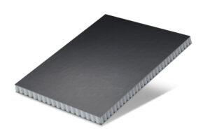 Read more about the article Polypropylen-Wabenplatten mit mattschwarzer GfK-Deckschicht