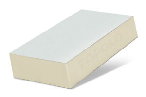 Read more about the article 100 mm dicke Sandwichpaneele mit PU-Schaumkern und wetterfester Deckschicht aus verzinktem Stahl